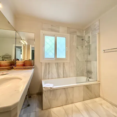 Golf & Relax Guadalmina - Eaw Homes